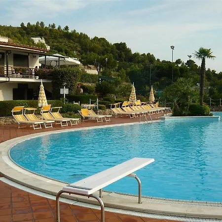 Costa Di Kair Ed Din 3* Sperlonga
