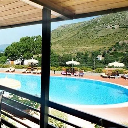 Hotel Costa Di Kair Ed Din